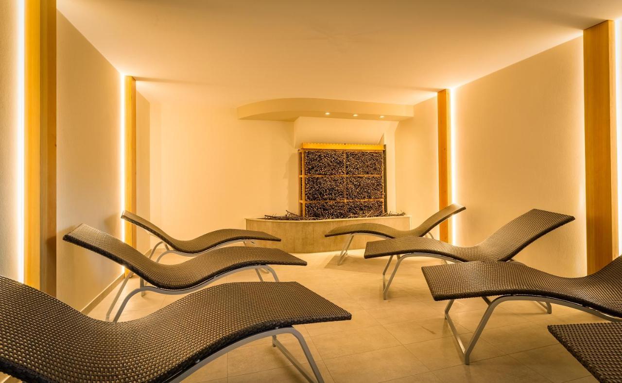 Ringhotel Warnemuender Hof Ρόστοκ Εξωτερικό φωτογραφία