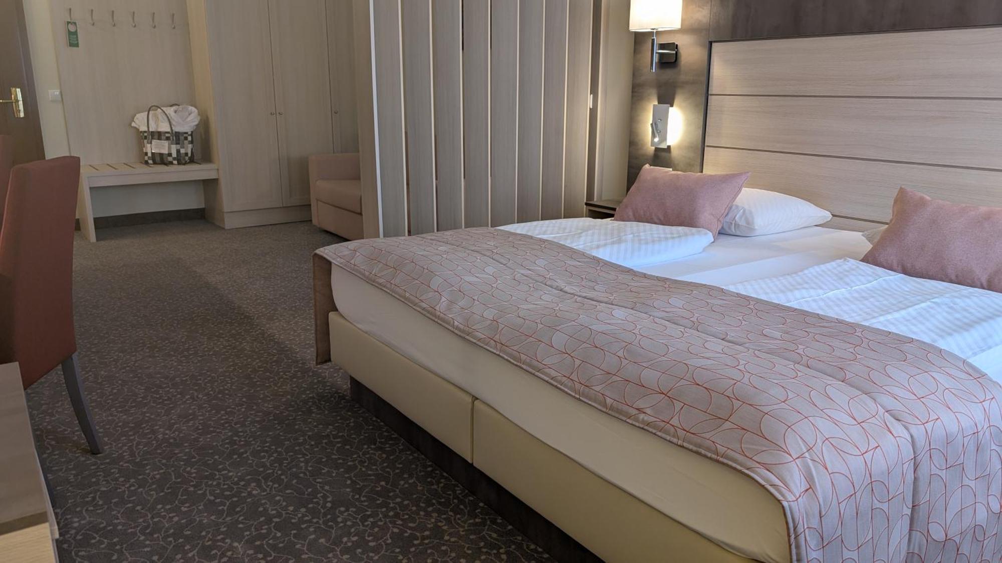 Ringhotel Warnemuender Hof Ρόστοκ Εξωτερικό φωτογραφία